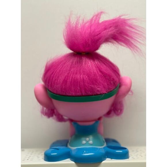2016 Poppy Troll Styling Station Head with Groovy Blue Headband 10' DWA LLC - Picture 3 of 6